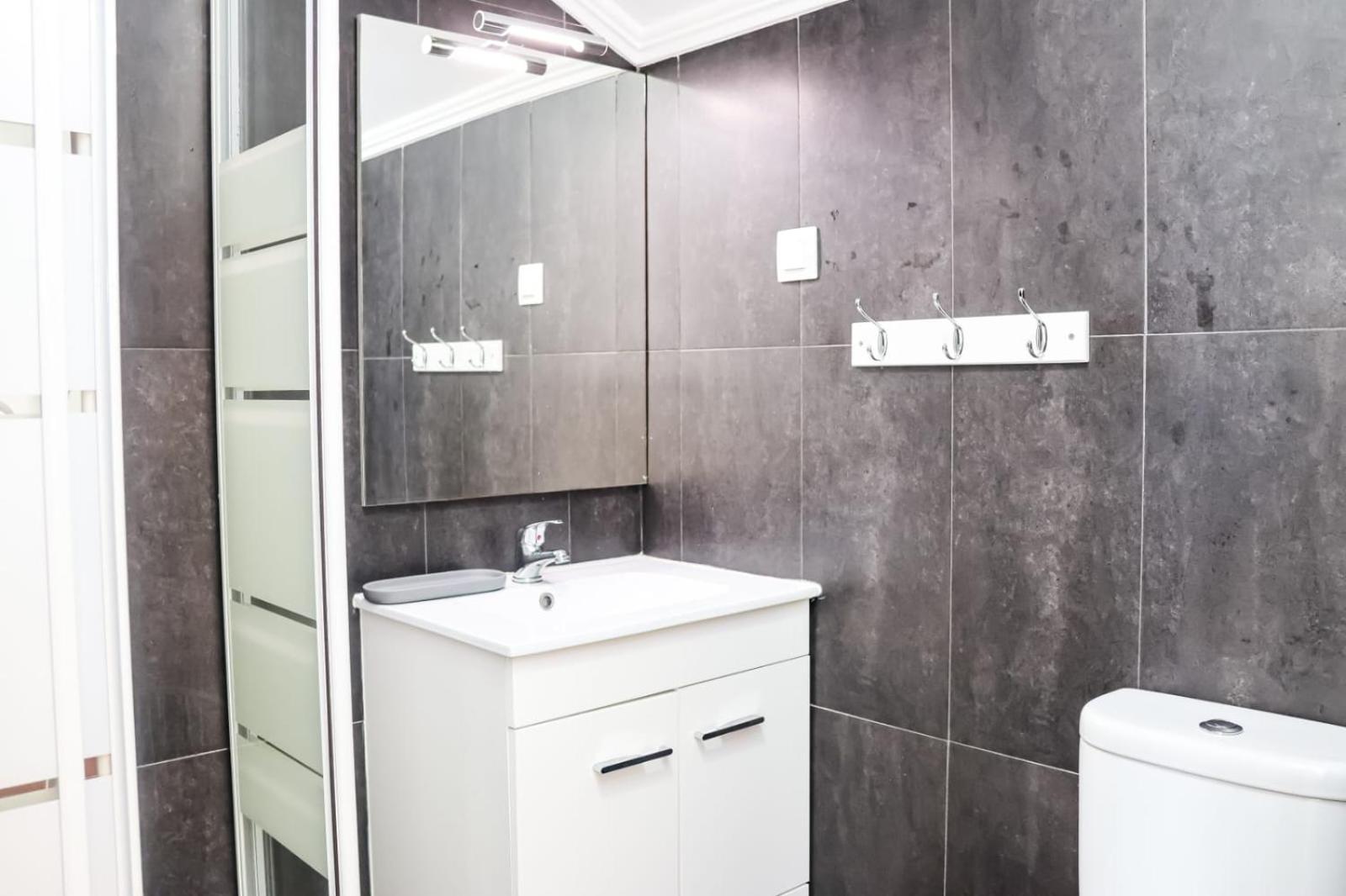 Residencia Queiros - Apartamento T1 Lisboa Εξωτερικό φωτογραφία