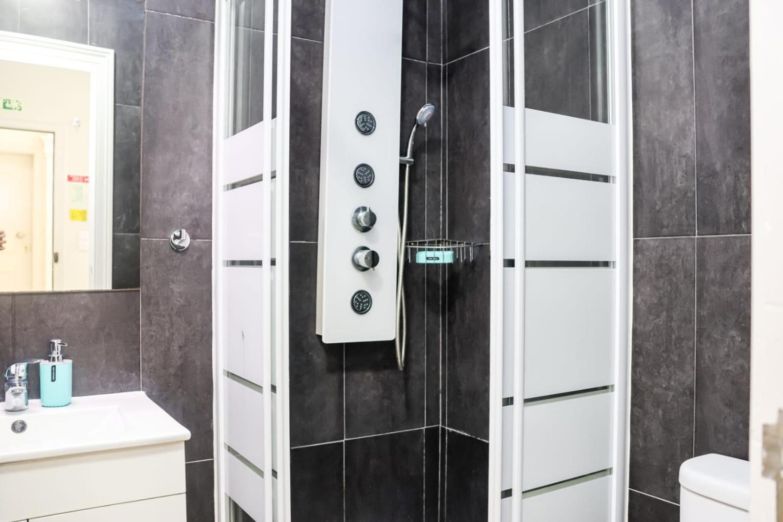 Residencia Queiros - Apartamento T1 Lisboa Εξωτερικό φωτογραφία